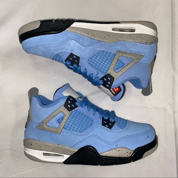Nike Air Jordan 4 GS University Blue 4.5Y 6W NEW - Picture 2 of 6
